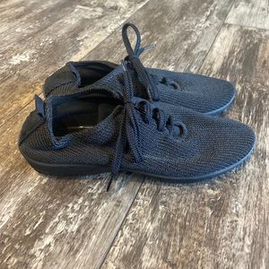 Arcopedico LS Women's 39 EUR Black Knit Mesh Lace Sneaker Walking Shoes 8-8.5 US